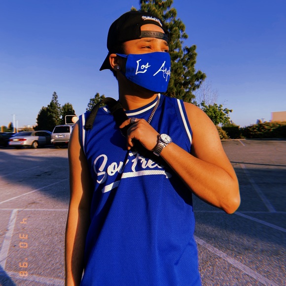 LA Face Mask ✨ - Picture 2 of 3